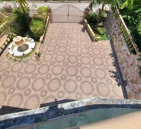 Guest house Cambridge Mi Casa Ur Casa With Pool And Access Runaway Bay