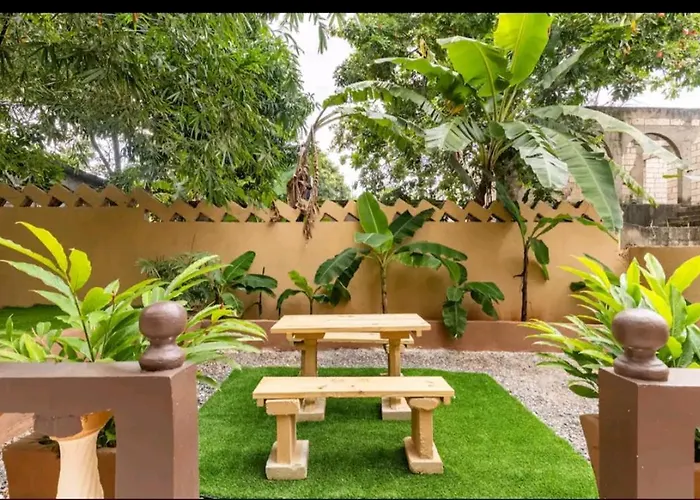 Cambridge Mi Casa Ur Casa With Pool And Access Guest house 3*