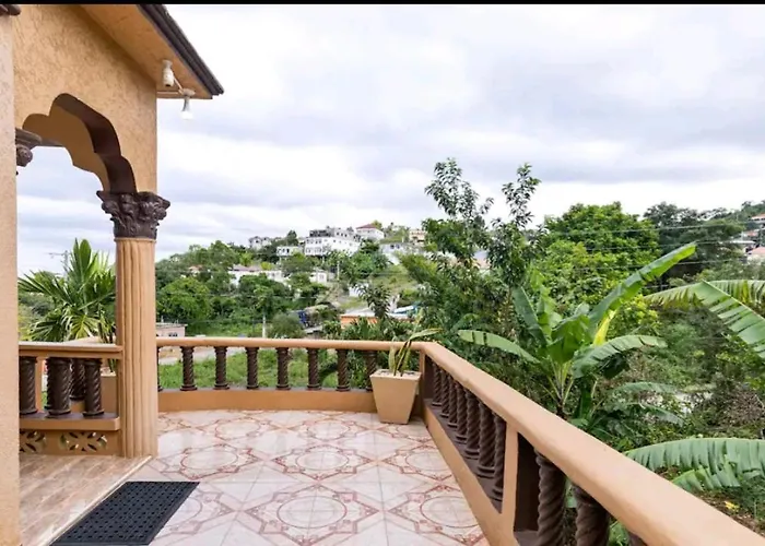 Guest house Cambridge Mi Casa Ur Casa With Pool And Access 3*